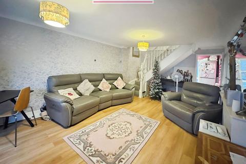 2 bedroom terraced house for sale, Claremont Road, Swanley, BR8 7QT