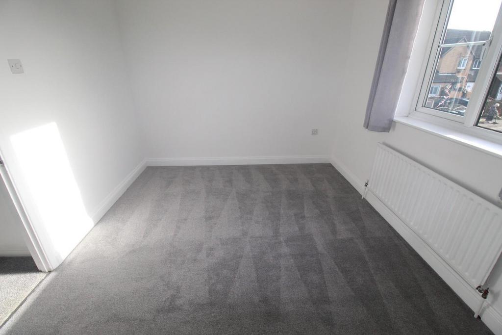 Master Bedroom.JPG