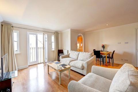 1 bedroom flat to rent, Admiralty Way, Teddington TW11
