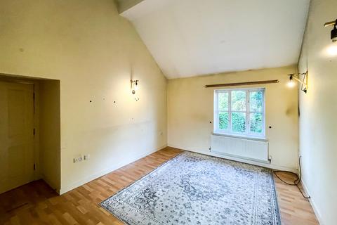 2 bedroom apartment for sale, High Street, Evington, Leicester