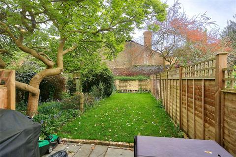 2 bedroom terraced house to rent, Park Road, Kingston Upon Thames KT1