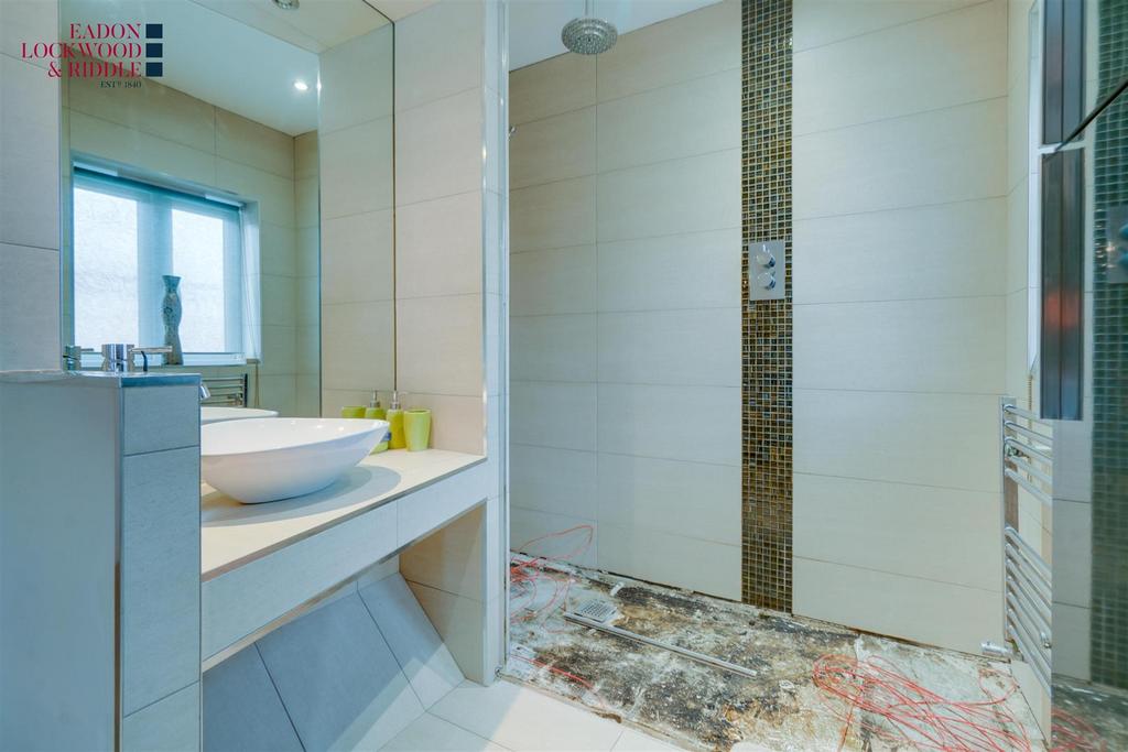 Bedroom 1- Ensuite