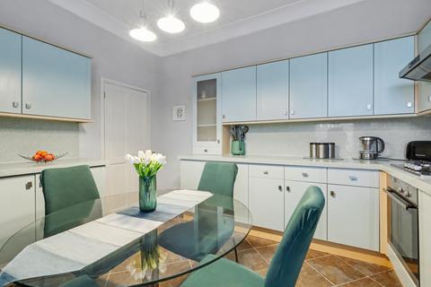 2 bedroom flat for sale, Borthwick Road, London, E15