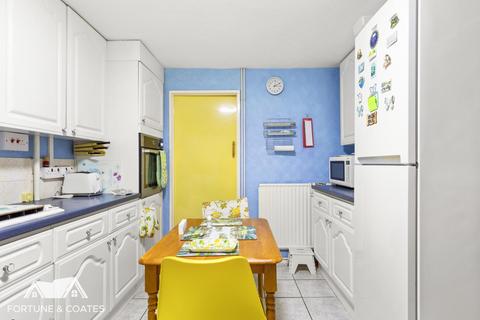 3 bedroom end of terrace house for sale, The Downs, Harlow