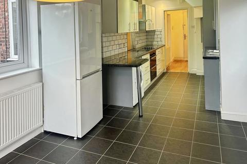 3 bedroom semi-detached house for sale, Newlyn Drive, Bredbury, Stockport, Greater Manchester, SK6