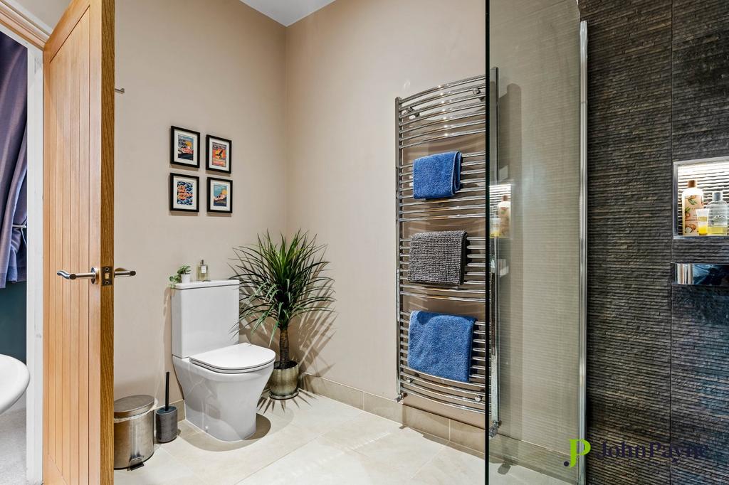 Ensuite