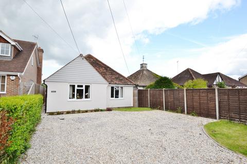 3 bedroom bungalow to rent, Lewes Road, Haywards Heath RH16