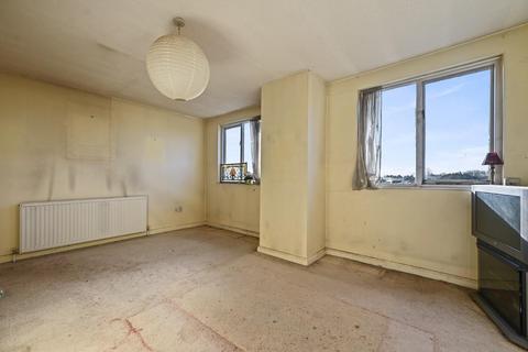 2 bedroom flat for sale, The Mall, Ealing, W5