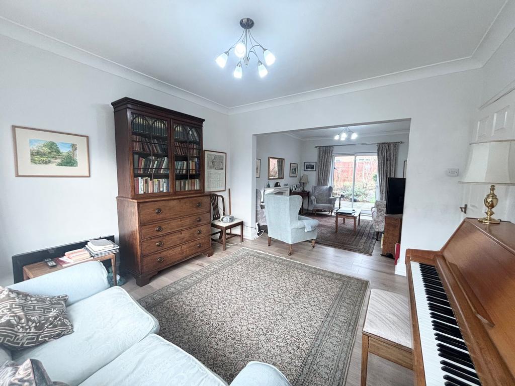Dining/Sitting Room