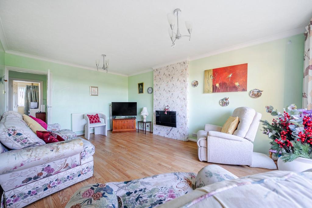 Living/Sitting Room