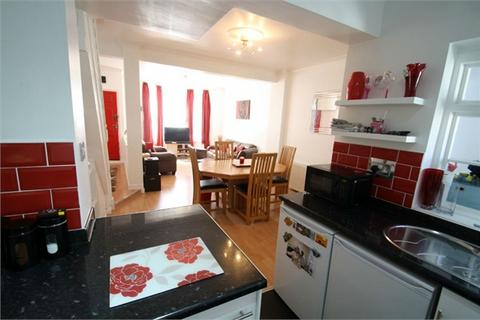 3 bedroom terraced house for sale, Masterman Road, East Ham, London, E6