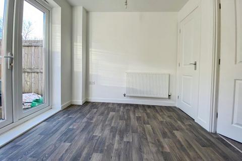 3 bedroom house to rent, Ynys Y Wern, Port Talbot, SA12 9DQ