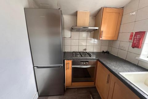 1 bedroom flat to rent, Ley Street, Ilford IG1