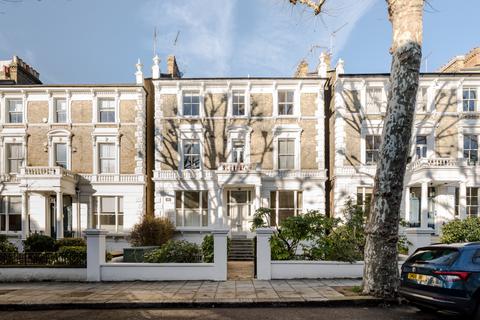 1 bedroom flat for sale, Bassett Road, North Kensington, London