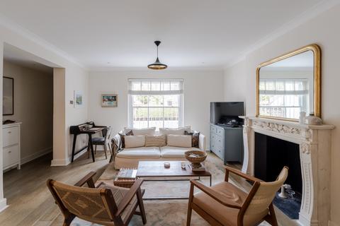 1 bedroom flat for sale, Bassett Road, North Kensington, London