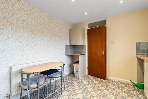 undefined, St. James Gardens, Bulkington, Bedworth