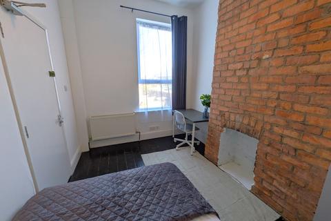 1 bedroom in a house share to rent, Alfreton Road, Nottingham NG7