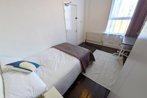 1 bedroom in a house share to rent, Alfreton Road, Nottingham NG7