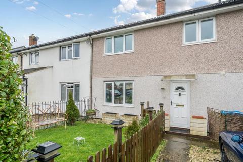 Brompton Crescent,  Aylesbury,  HP19