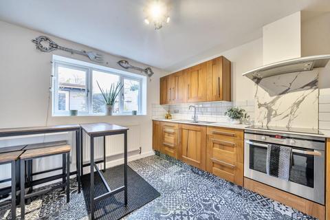 3 bedroom terraced house for sale, Brompton Crescent,  Aylesbury,  HP19