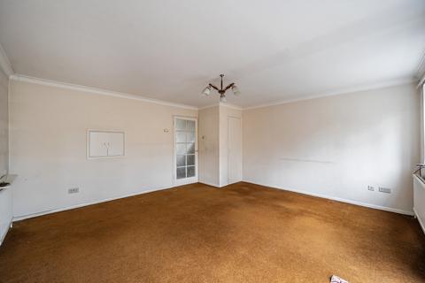 3 bedroom end of terrace house for sale, Midhope Gardens, Woking, GU22