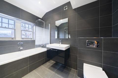 2 bedroom flat to rent, Dartmouth Road, London, NW2