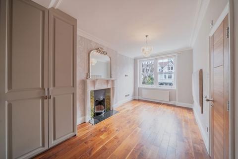 2 bedroom flat to rent, Dartmouth Road, London, NW2