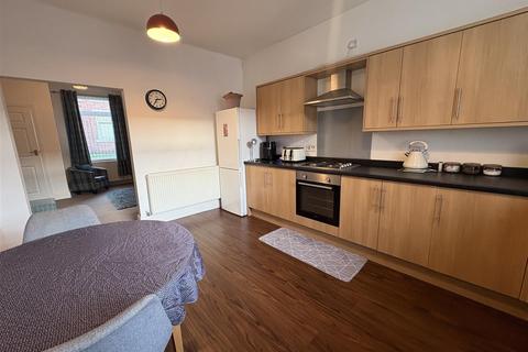 2 bedroom terraced house to rent, York Terrace, Willington,
