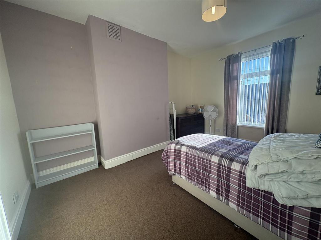 Bedroom4.jpeg