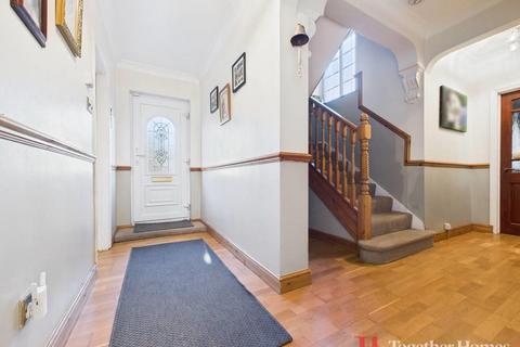 6 bedroom semi-detached house for sale, Cavendish Avenue, Hornchurch