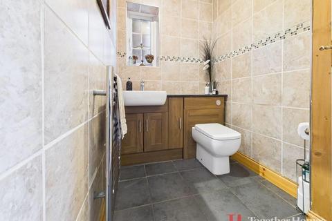 6 bedroom semi-detached house for sale, Cavendish Avenue, Hornchurch