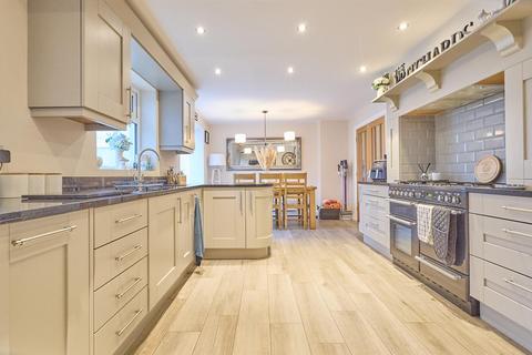 undefined, Ashleigh Gardens, Barwell