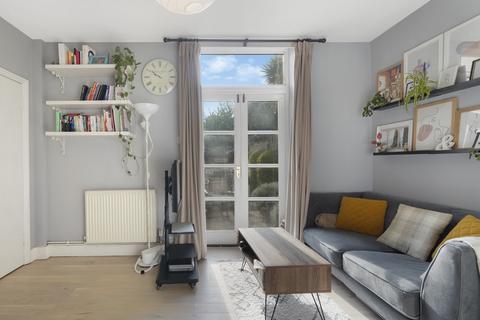 1 bedroom flat for sale, 1 Arica Road, Brockley, SE4