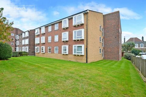 2 bedroom apartment to rent, Station Approach, Cheam, Sutton, SM2