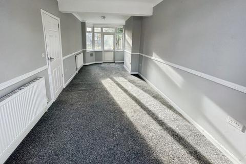 3 bedroom semi-detached house for sale, Calshot Road, Birmingham, B42