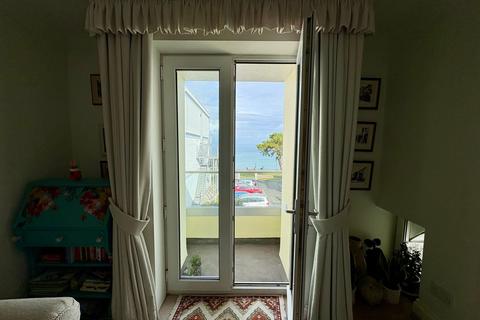 2 bedroom flat for sale, Babbacombe, Torquay