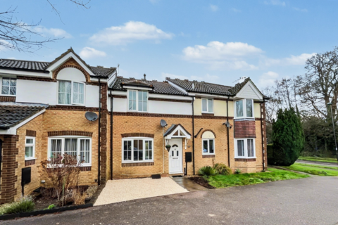 undefined, Maidenbower RH10