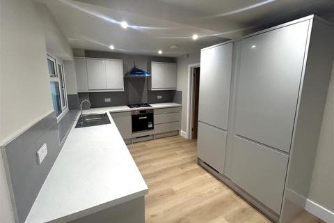 undefined, Laverstoke Close, Rownhams