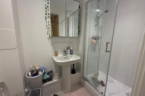 undefined, London Road, Newcastle-Under-Lyme ST5