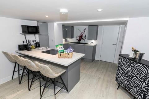 1 bedroom apartment to rent, Approach Road, Ashley Cross