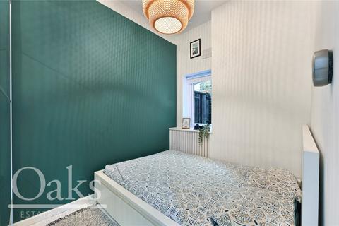 1 bedroom apartment for sale, Holmesdale Road, South Norwood
