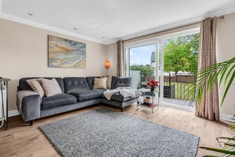 3 bedroom duplex for sale, Longwood Road, Hertford SG14