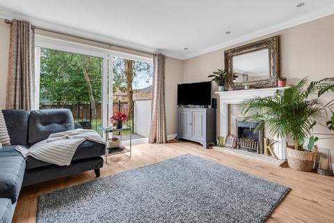 3 bedroom duplex for sale, Longwood Road, Hertford SG14