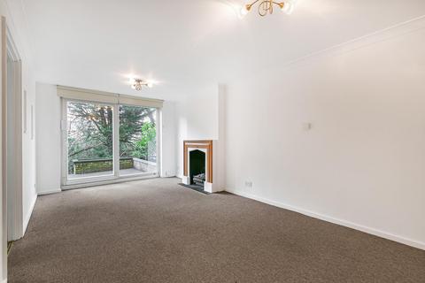 2 bedroom ground floor maisonette to rent, Beulah Hill, London, SE19