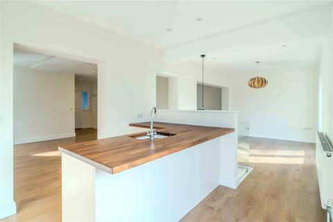 4 bedroom detached house for sale, Evesham Road, Broadway, Worcestershire, WR12