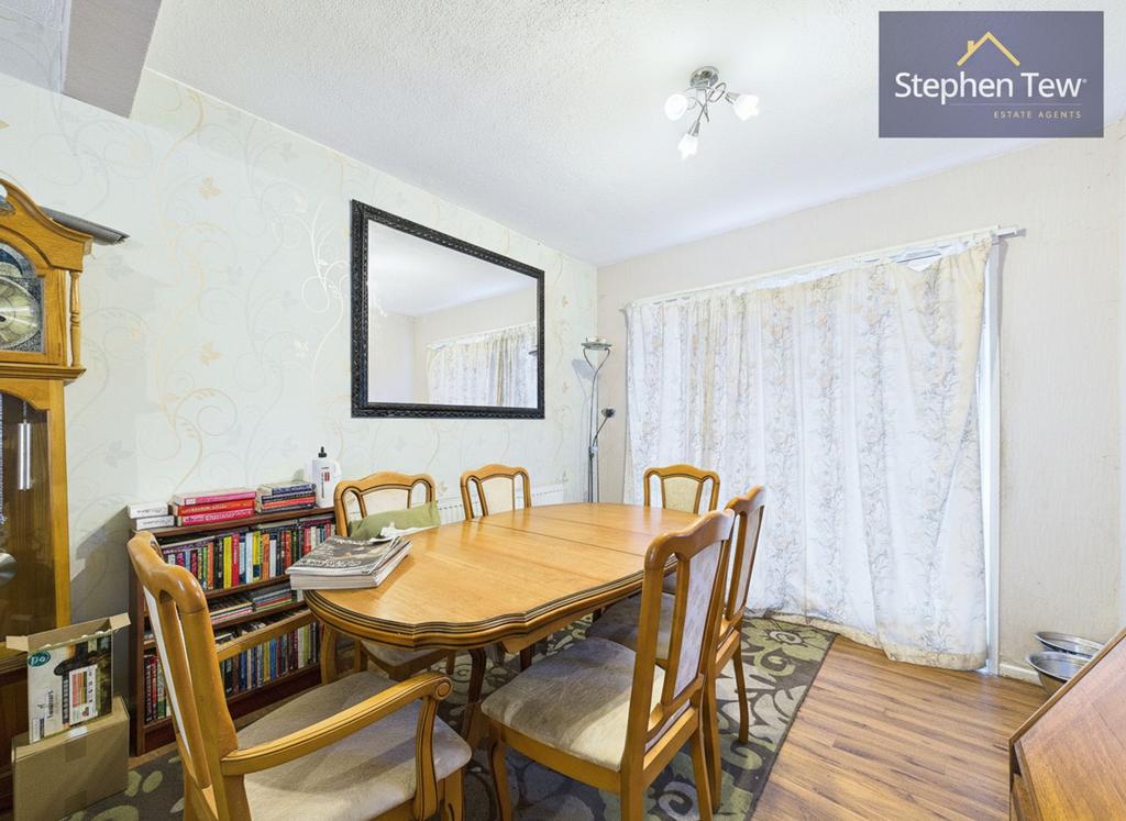 Living/Dining Room