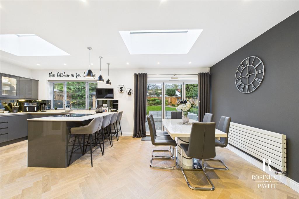 Kkitchen/Dining Rm