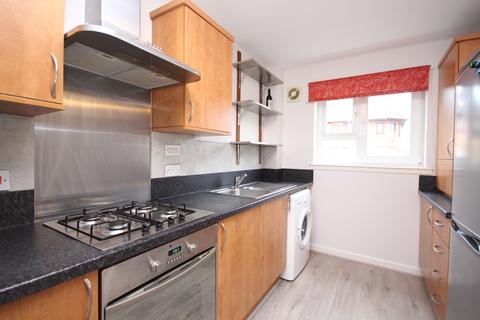 2 bedroom flat to rent, Auchentoshan Terrace, Springburn