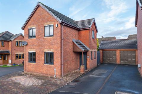 3 bedroom detached house for sale, Balshaw House Gardens, Euxton, Chorley