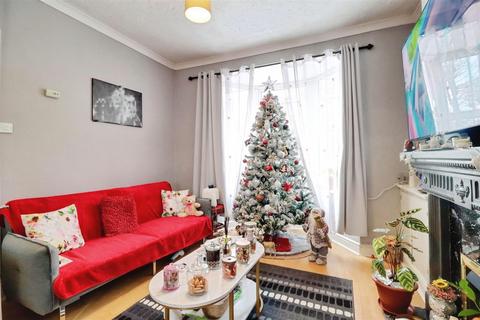 3 bedroom terraced house for sale, Ruskin Road, Crewe